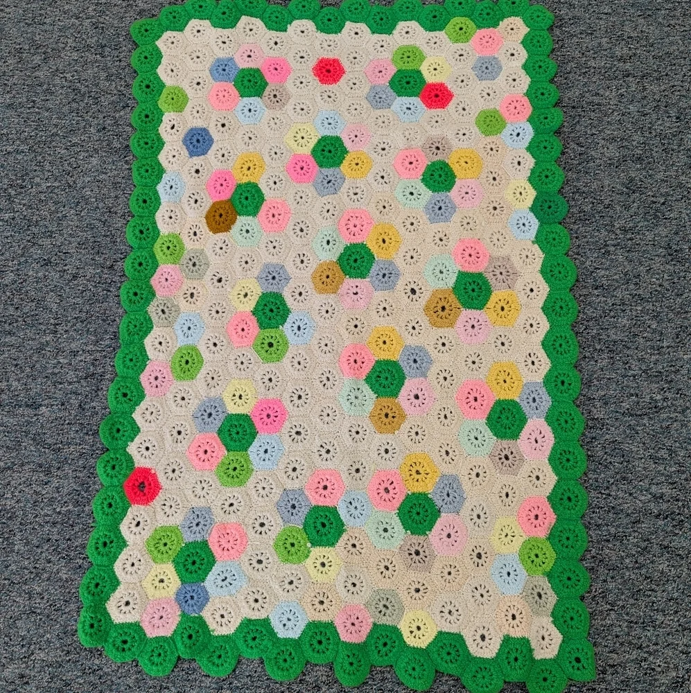 Vintage Handmade Honeycomb Crochet Granny Square Afghan Throw Blanket